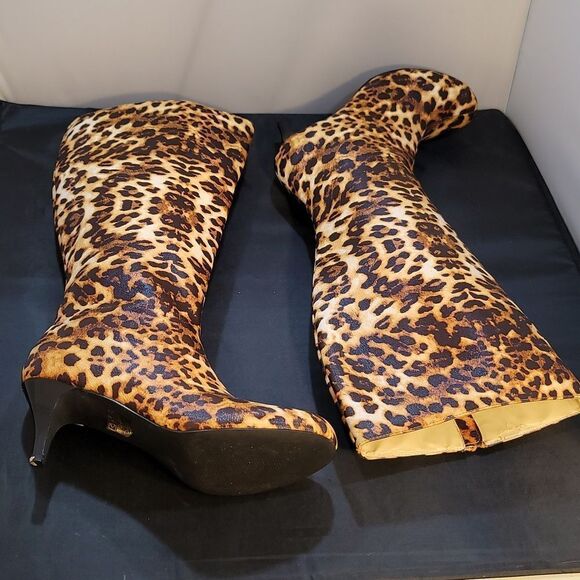 BRAND NEW ASHRO LEOPARD PRINT LOW HEEL BOOTS - Picture 7 of 15